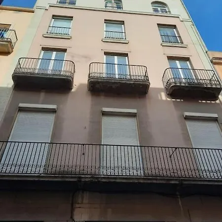 Piso Amplio Y Luminoso דירה פיגוארז